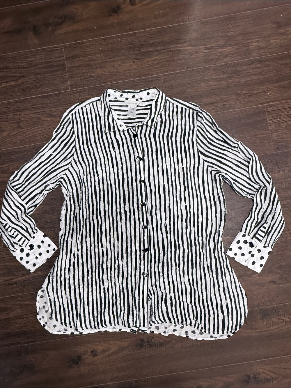 LIKE NEW MULTIPLES WHITE BLACK STRIPES POLKA DOTS BUTTON DOWN LONG SLEEVES